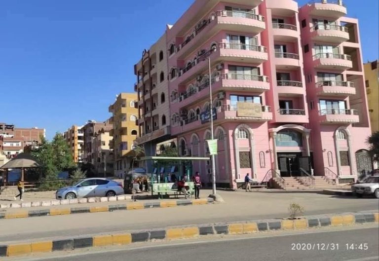 شقه للبيع