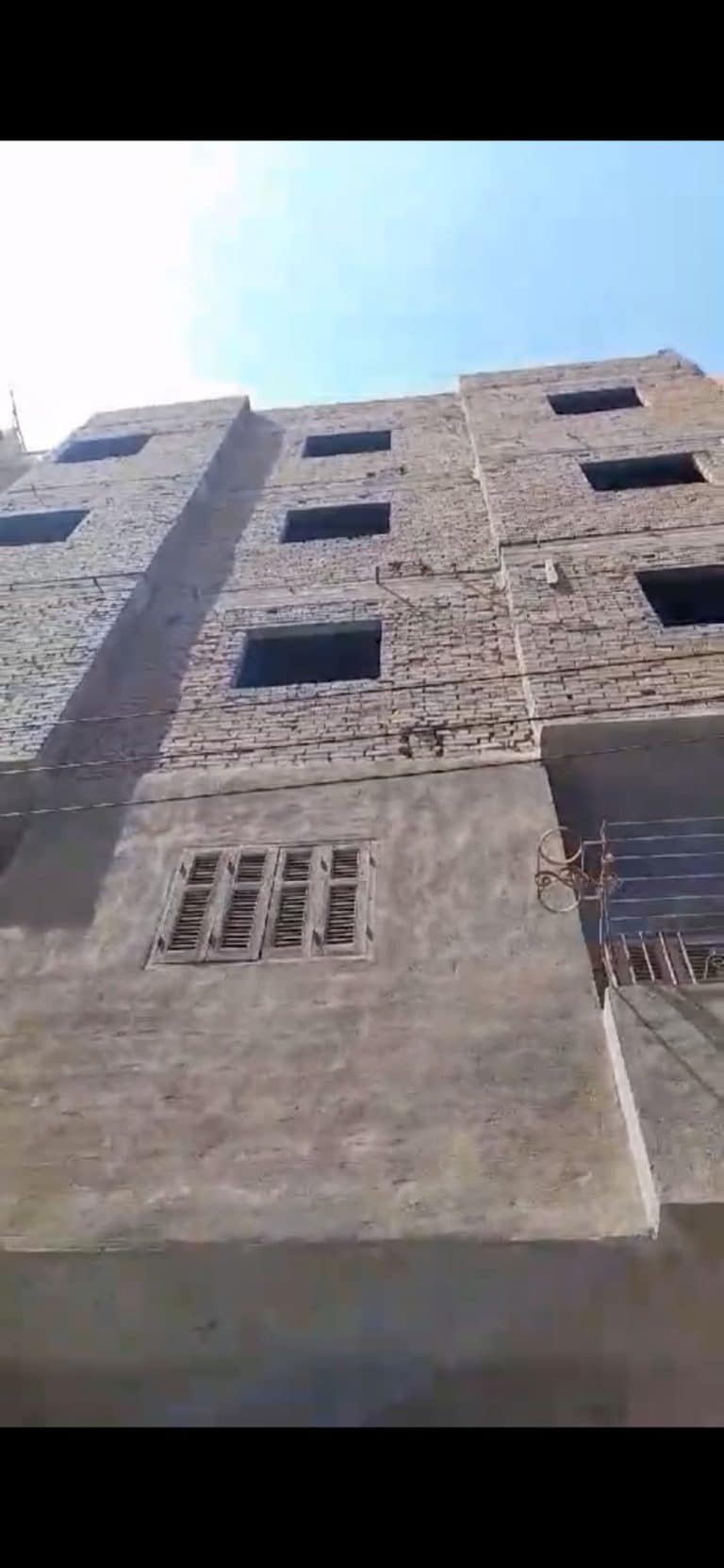 منزل للبيع بجوار الكنيسه