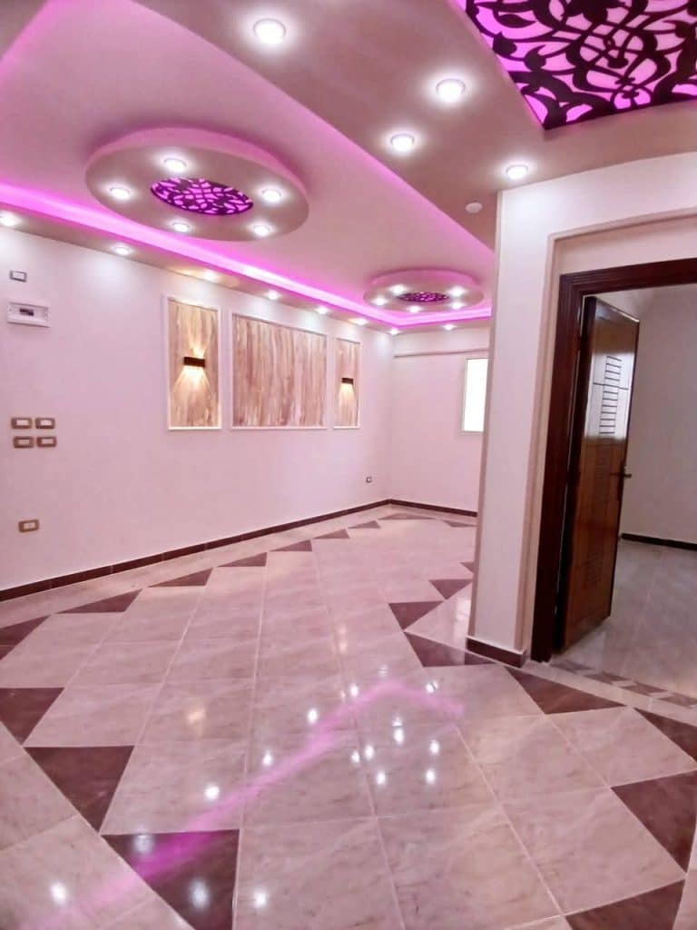 شقه للبيع