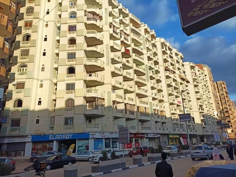 شقق للبيع