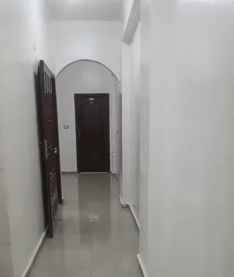 شقه للايجار تشطيب سوبر لوكس للعرسان تاني بلكونه منزل حديث