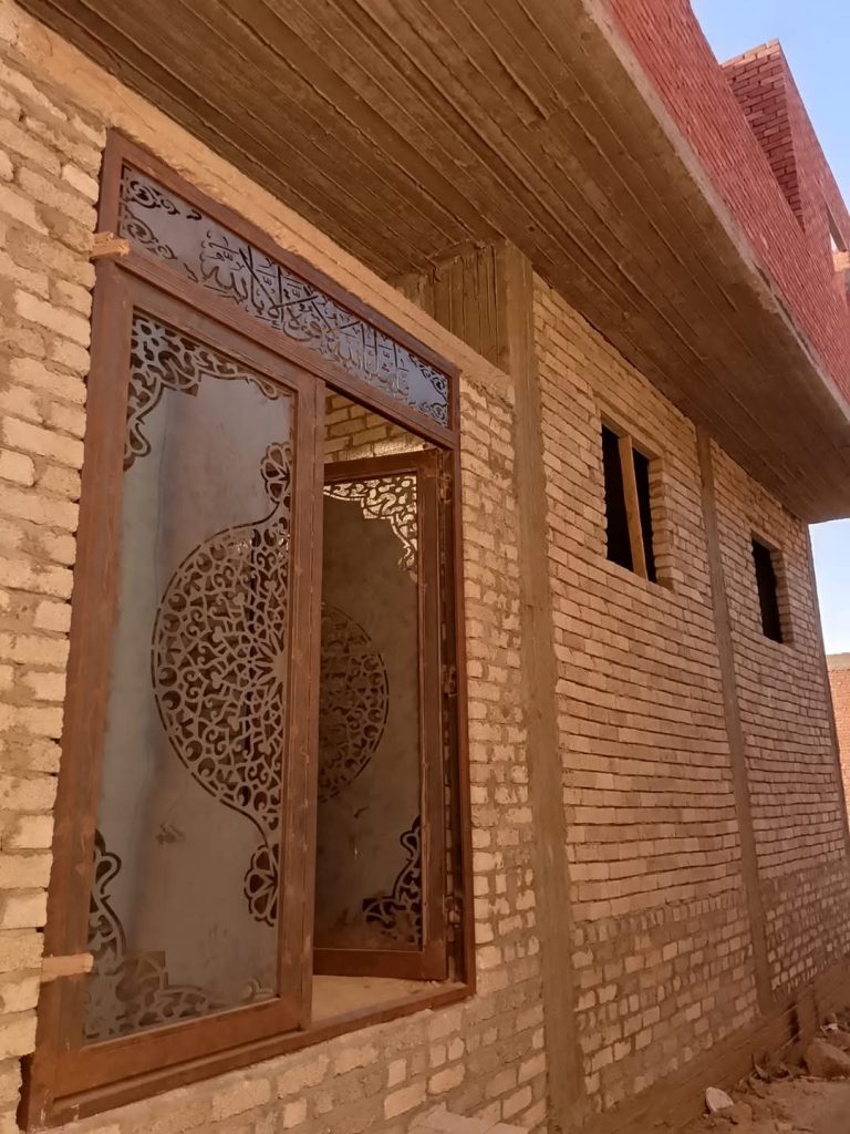 منزل لبيع مساحه ١٠٠متر عمدان دور وتاتى على سقف
