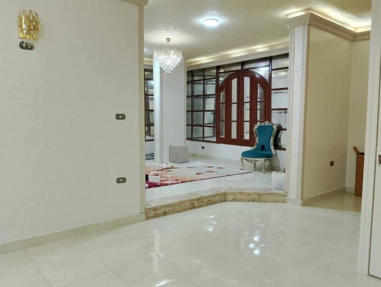 شقه مفهاش غلطه
