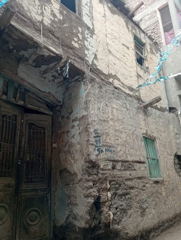 يوجد بيت للبيع في دكرنس قديم كا ارضيه
