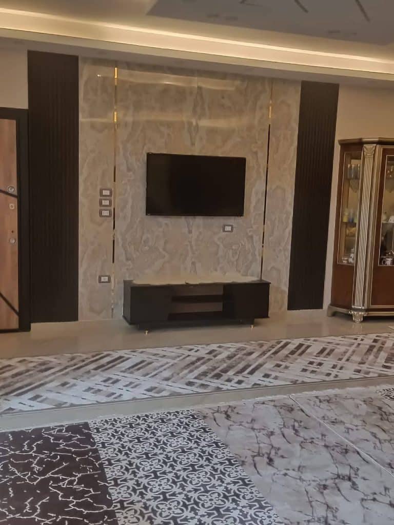 دوبلكس للبيع في الحي الرابع العبور متشطب الترا
