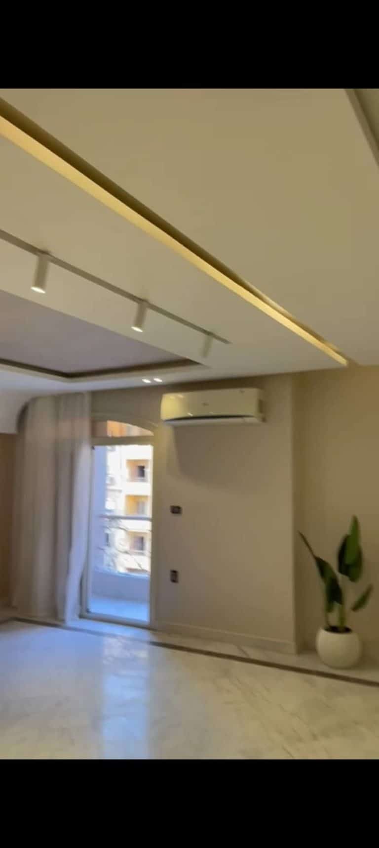 شقةللبيع ميدان هيئةالتدريس ثاني نمره من شارع مصدق 225 م