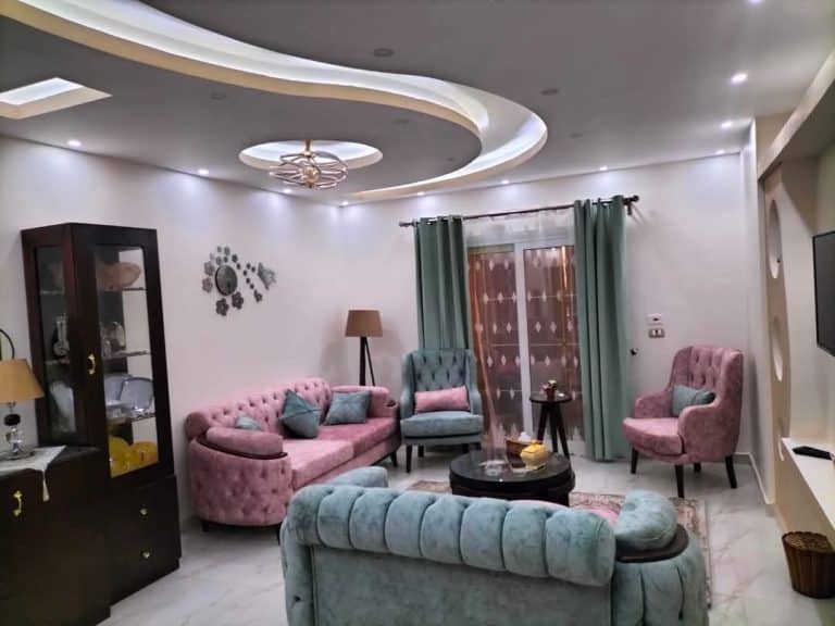 شقه البوابه الرابعه ح مساحه ١٥٠م تشطيب عروسة