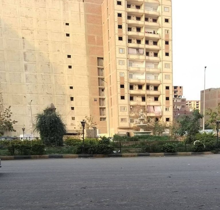 شقةللتمليك فى برج جديد المريوطيه هرم عند محطة توتال البنزين