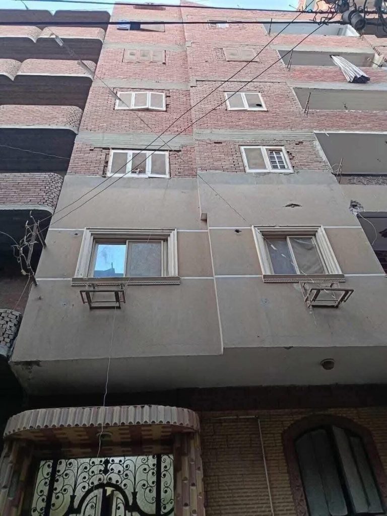 عمارةللبيع بشارع متفرع من شارع مضرب الرز بمدينة المنيا