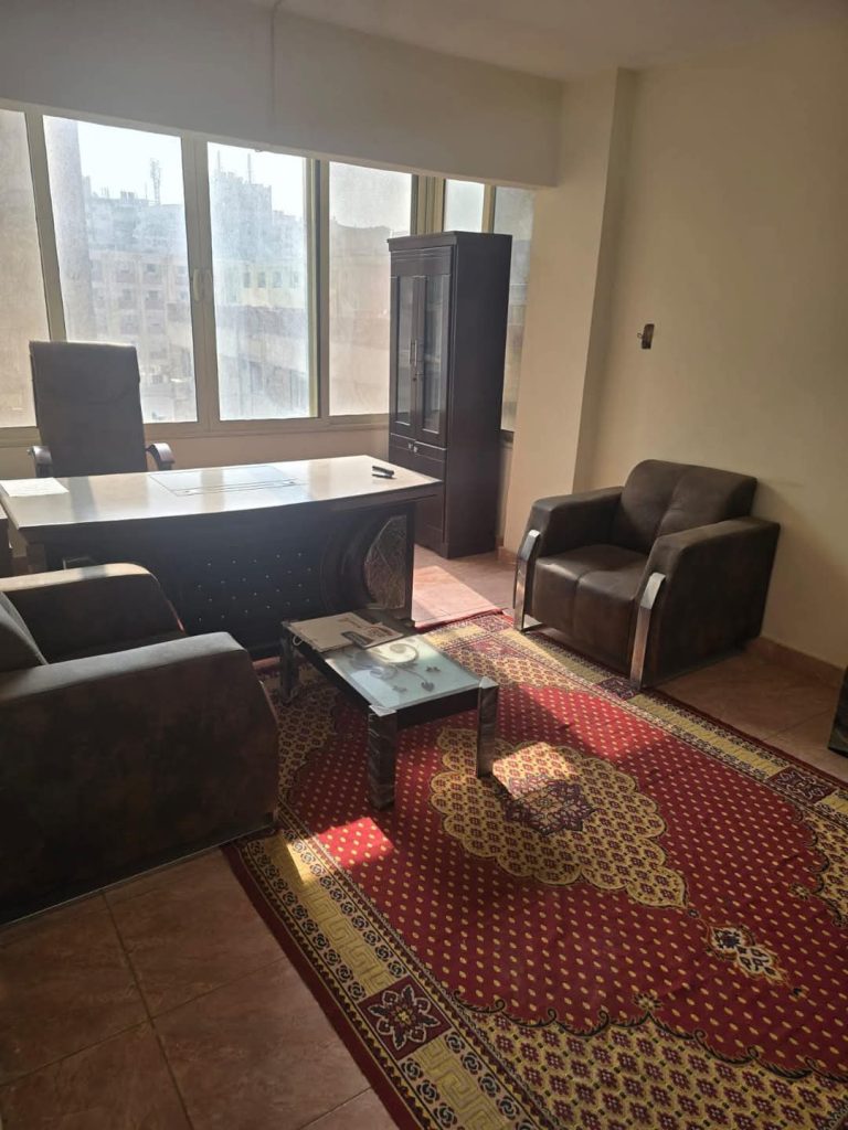 شقةللبيع في فيلادور رابع و اخير مساحه 180 م