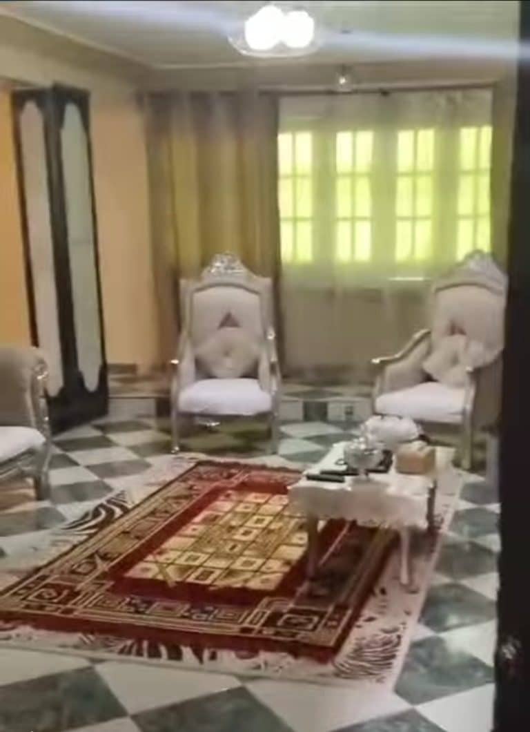 شقه للبيع سوبر لوكس الدور السادس اسنسير شارع العروبه
