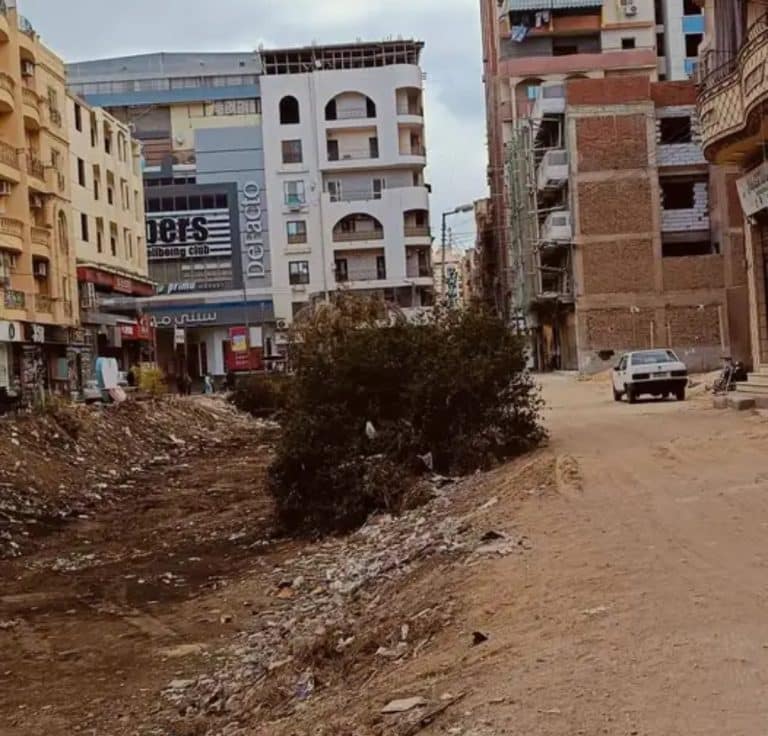 شقةللبيع شارع الجلاء البحري البرج رىيسي والشقة جانبي 138 م
