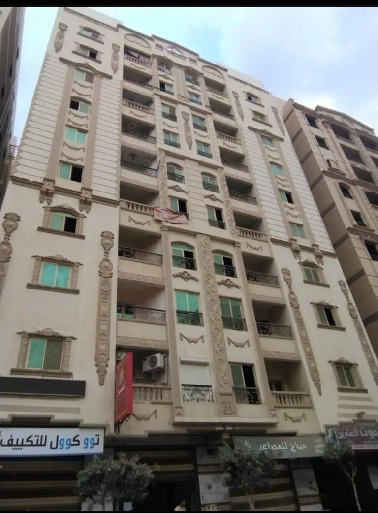 شقة155م ٣غرف ورسيبشن ومطبخ استلام فوري نص تشطيب