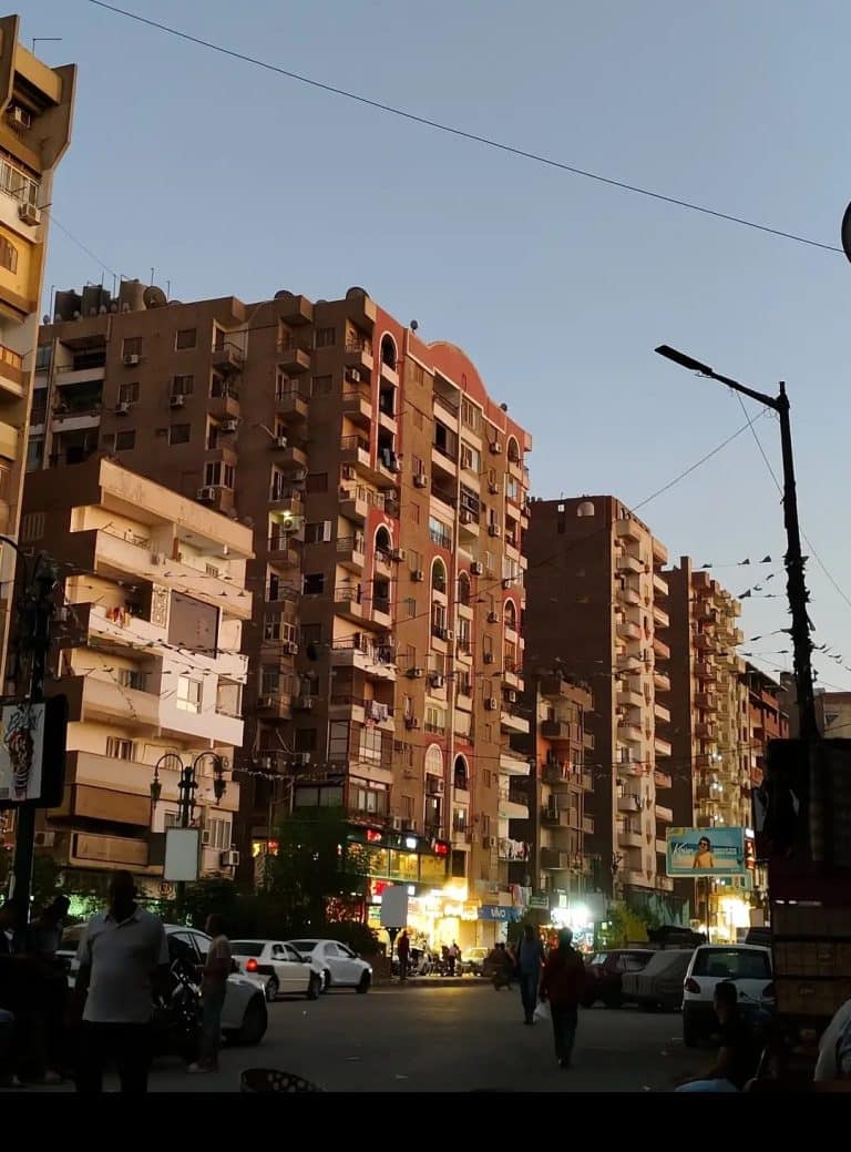 شقة للبيع تفرعات الهلالي ورياض 📍 الموقع: تفرعات الهلالي