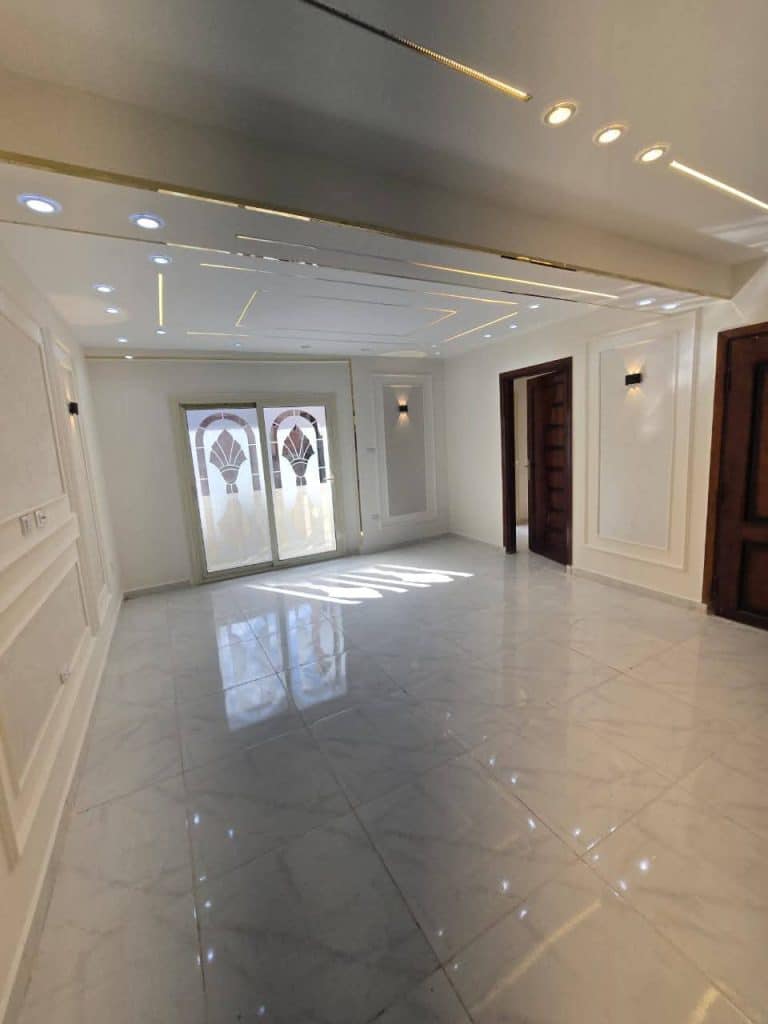 شقه للبيع في البيطاش “ش البستان”