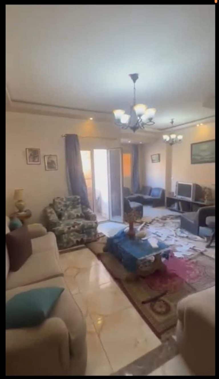 شقه تمليك للبيع لقطه جدااااا علي فيصل الرئيسي محطه