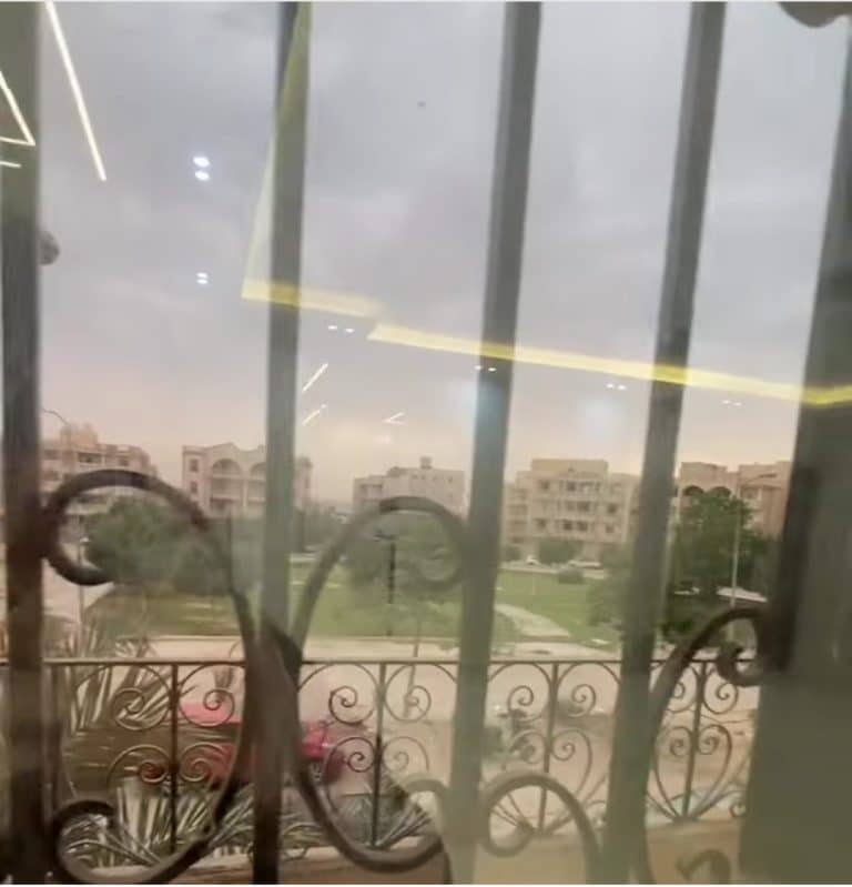 شقةالواجهة: فيو جاردن مميز 📐 المساحة: 200 متر