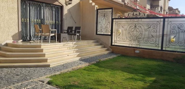 للايـجـار قـانون بـالـرحـاب 2 فـيـلا نمـوذج T1مساحه 262 متر