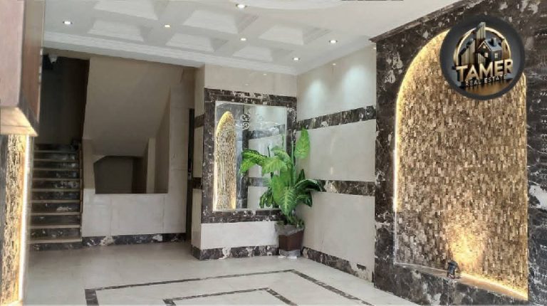 شقة فاخرة علي حدائق أرض الجولف مصر الجديدة