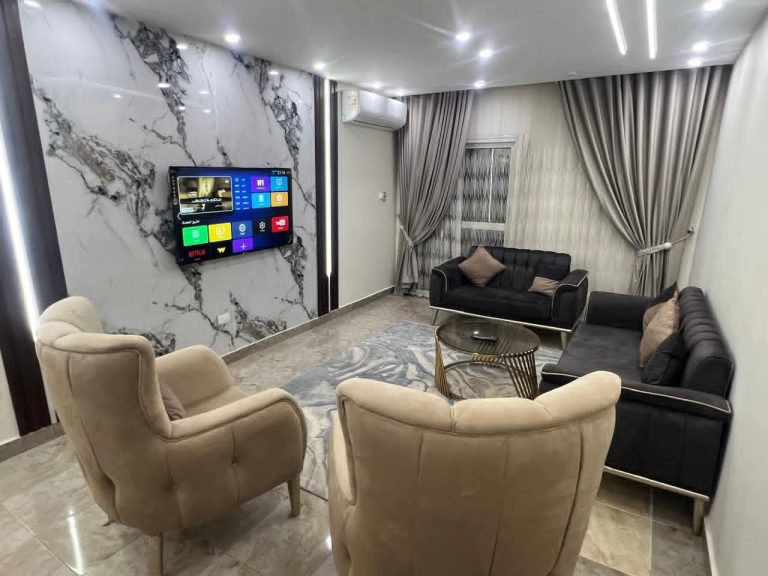 شقةفندقيةللايجـــــــــــار✨ 📍الموقع – مدينه نصر – ميدان الساعه ✨
