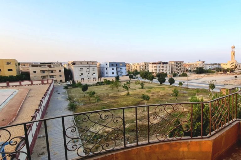 دوبلكس للبيع فى ارقى احياء العبور الحى السايع صافي 300م🏡