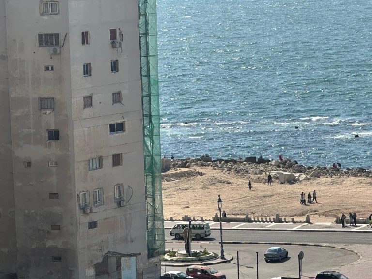 فرصه عظيمه للمصيف وللاستثمار ‼️الشقه بالفرش #الاسكندرية
