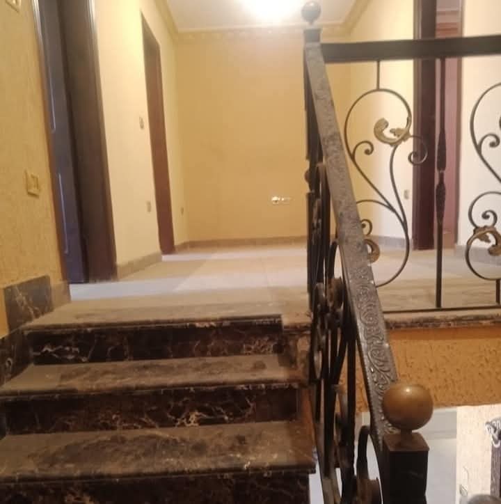 دوبليكس للبيع عالرئييييييسي بالهرم عز الدين عمر الرئيسي