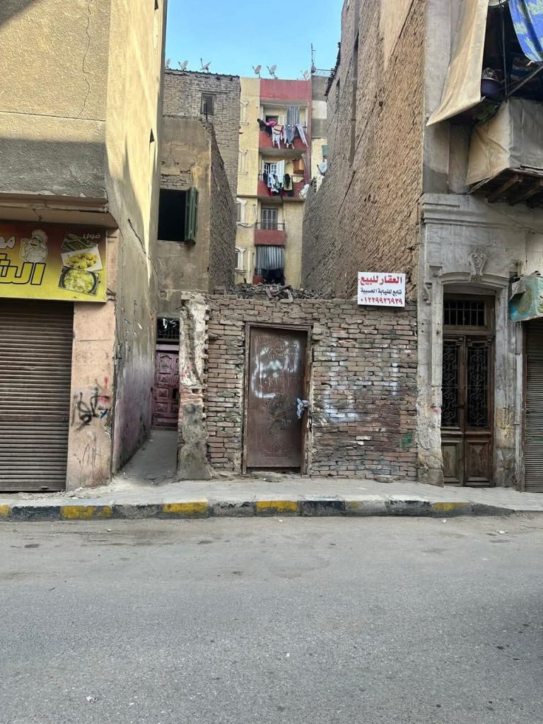 قطعه ارض ٥٠ متر صالحه للبناء مول تجاري٤ ادوار شبرا