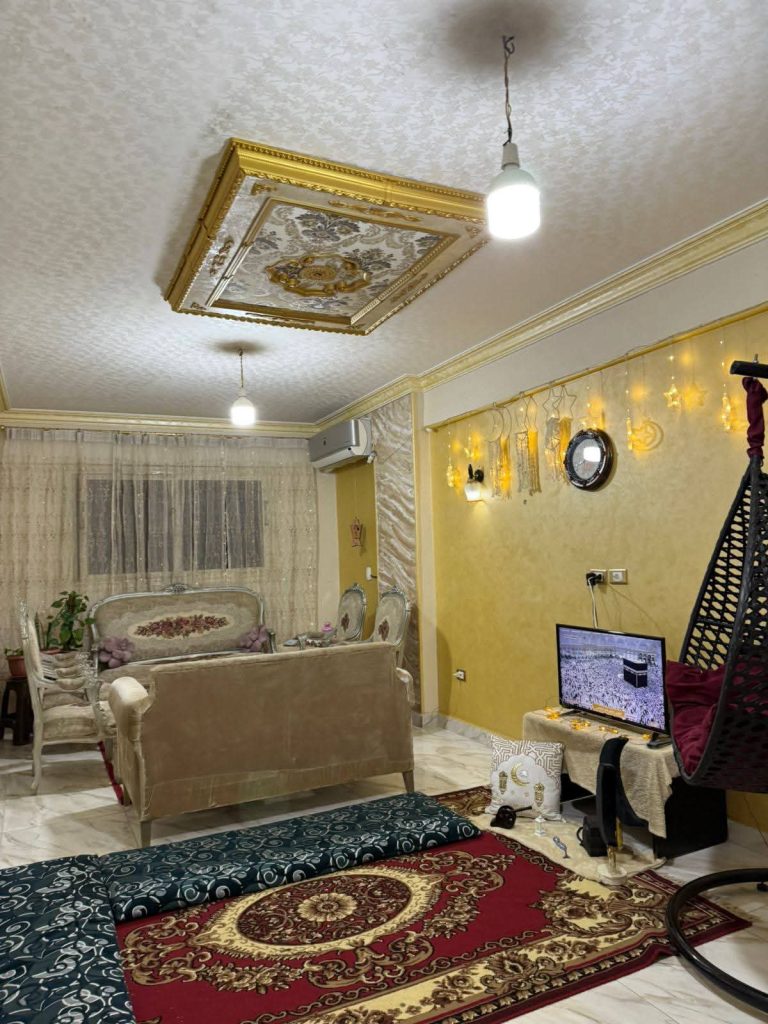 شقة للبيع خلف حديقه بدر من جسر السويس