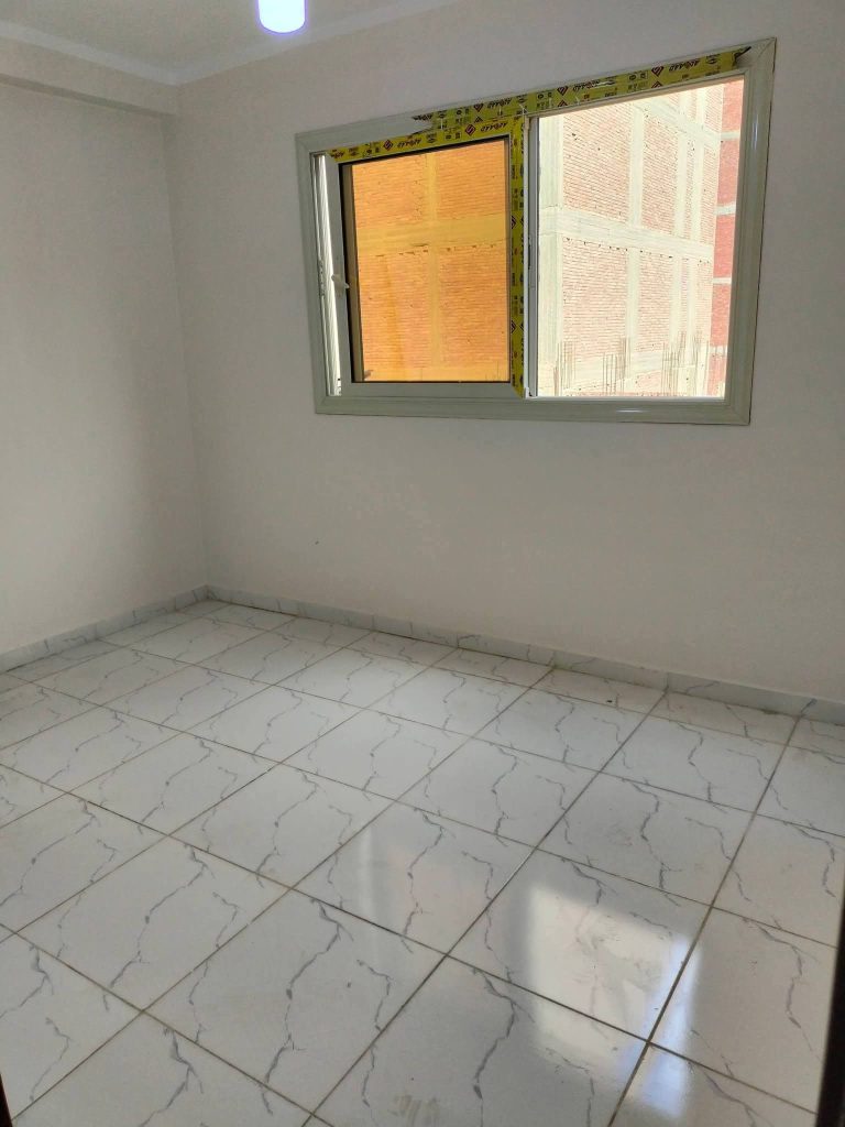 شقةايجار جديد رابع دور بعد الارضي اول سكن تشطيب جديد