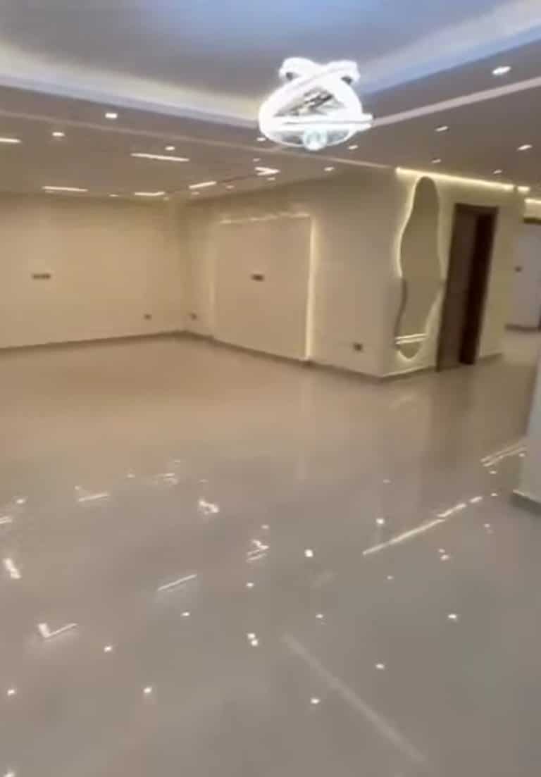 شقه للبيع 270م لأصحاب الفخامة و الذوق الرفيع بأميزمناطق مدينةنصر