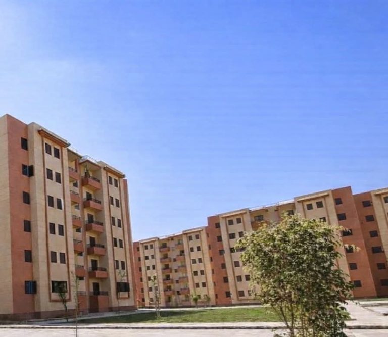 للبيع شقة الحي التاسع مجاوره 70 الحي العاشر