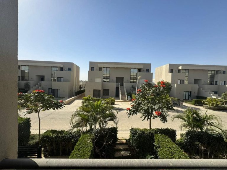 ازها العين السخنه شاليه للبيع ٧٢ متر