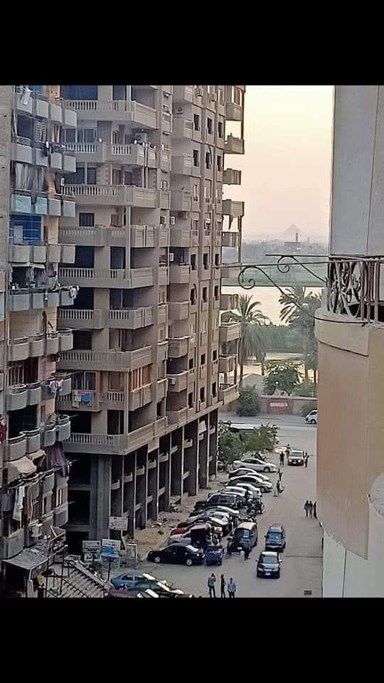 شقة للبيع فشارع جانبي من مدخل الدواجن الرئيسي