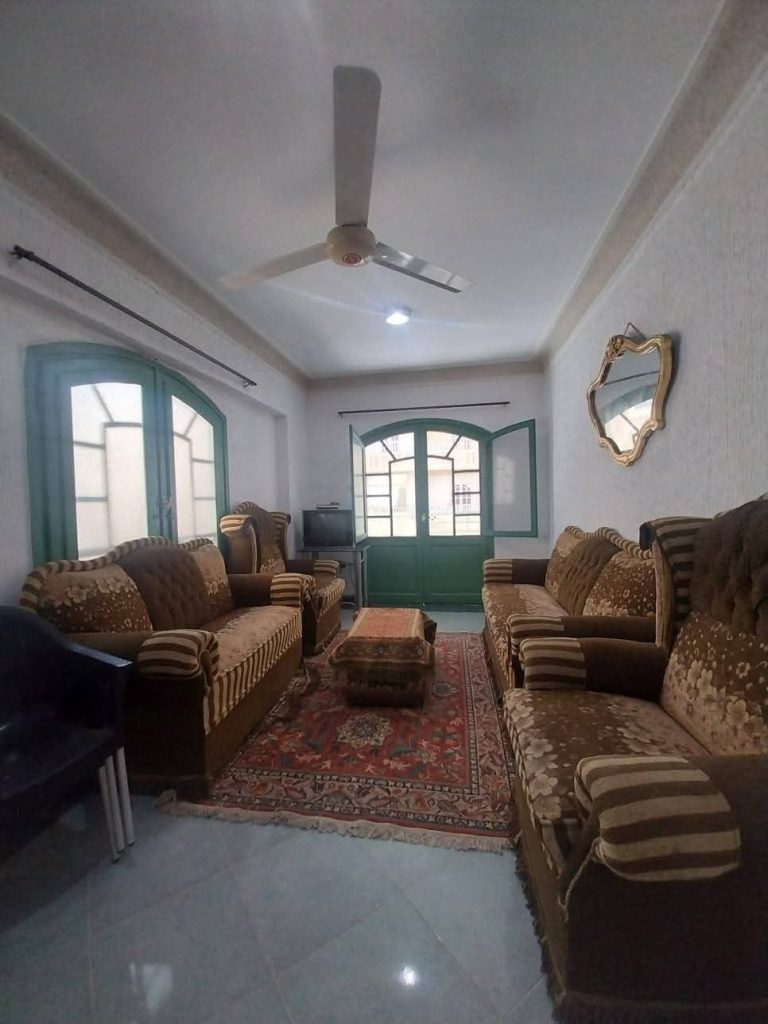 شقه للبيع بالفرش والأجهزة الكهربائية الإسكندرية