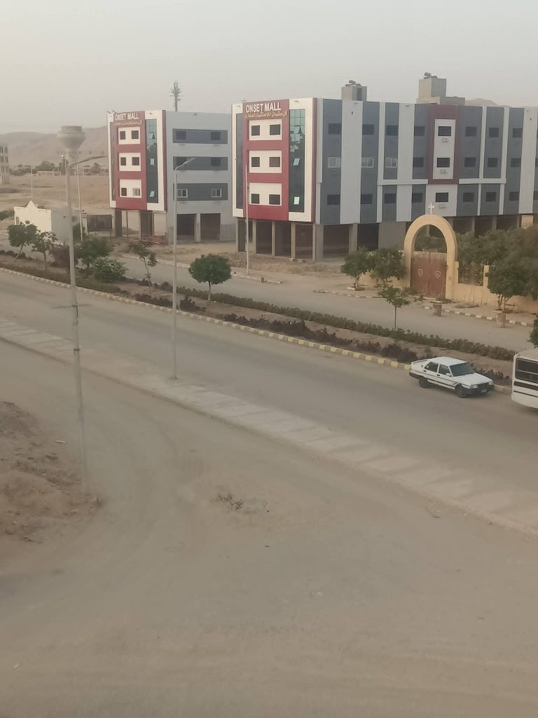 محلات ومكاتب للبيع في اسيوط الجديدة